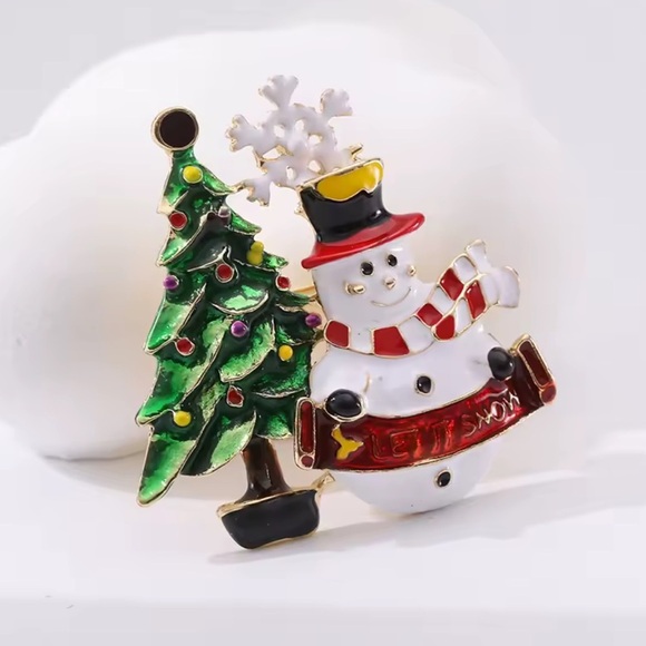 Festive Snowman and Christmas Tree Brooch - Picture 7 of 7